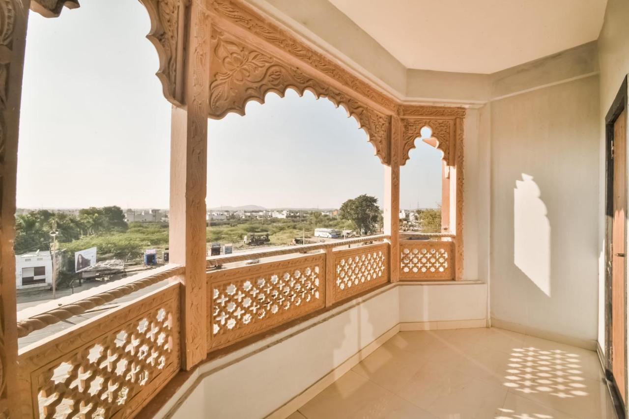 Capital O Amit Palace Bhilwara Exterior foto